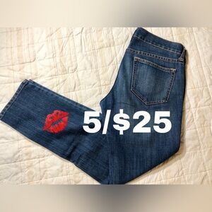💋 The Diva Straight Leg Jeans